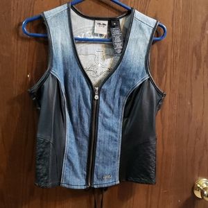 Ladies Harley Davidson Vest for Riding